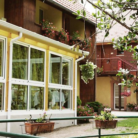 לה בונהום Logis Hotel Restaurant De La Poste Et Spa De Montagne מראה חיצוני תמונה