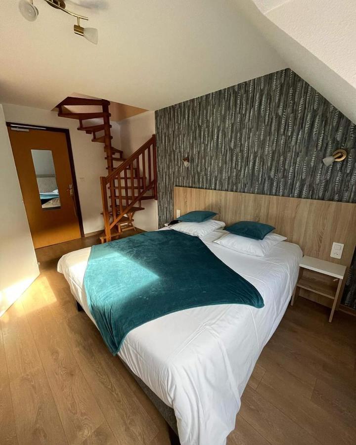 לה בונהום Logis Hotel Restaurant De La Poste Et Spa De Montagne חדר תמונה
