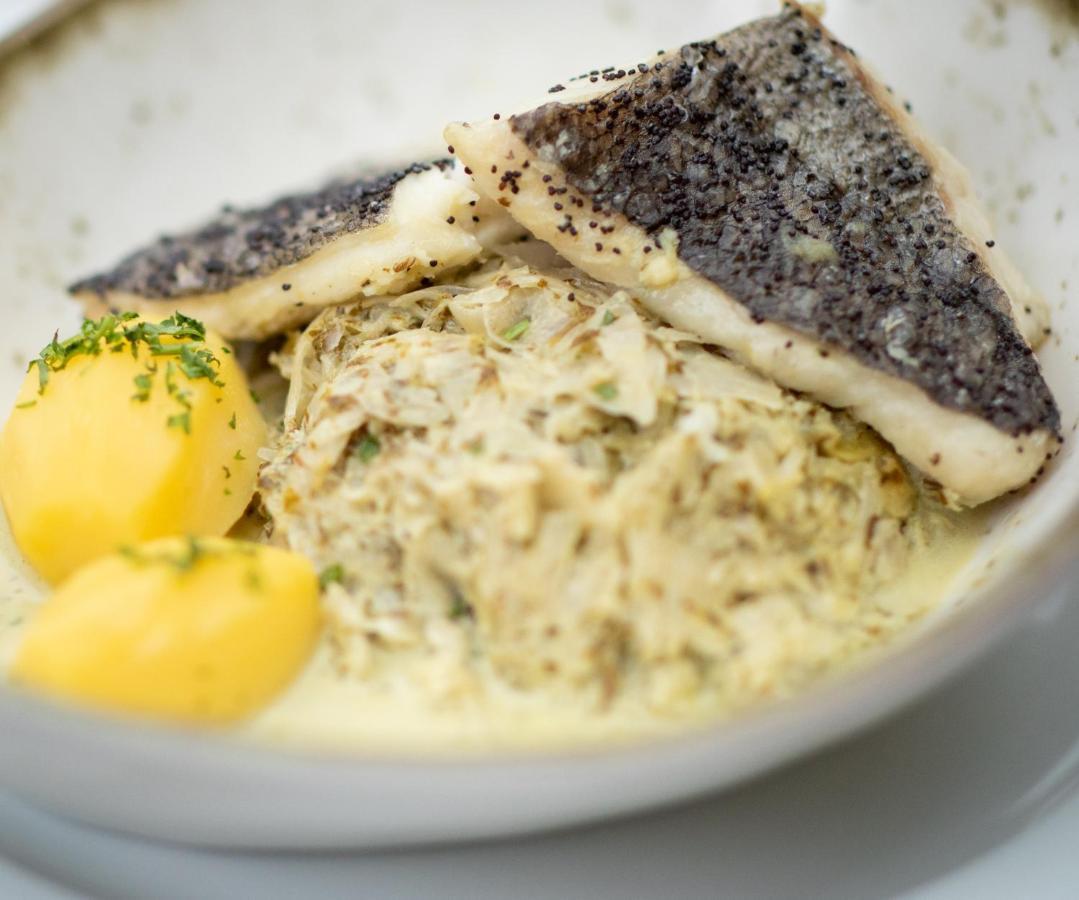 לה בונהום Logis Hotel Restaurant De La Poste Et Spa De Montagne מראה חיצוני תמונה