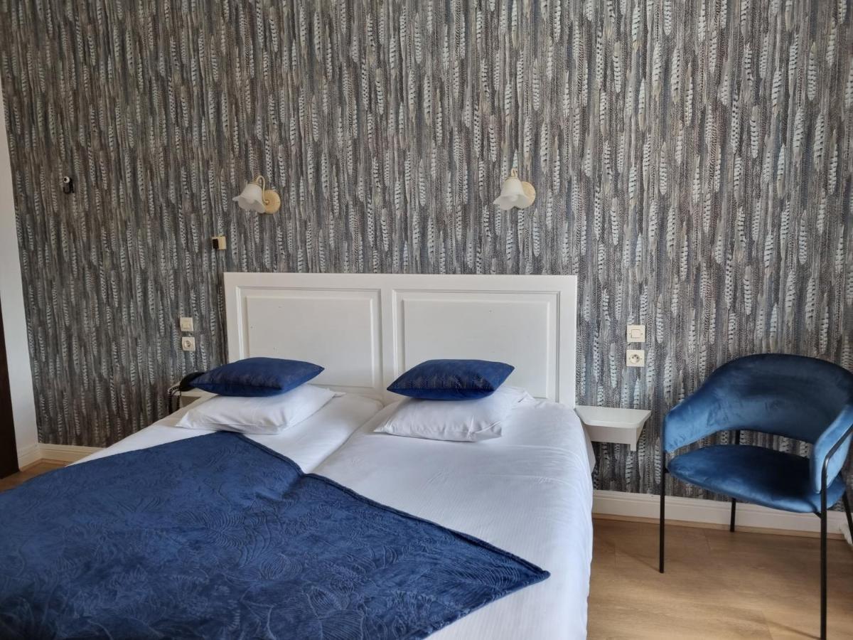 לה בונהום Logis Hotel Restaurant De La Poste Et Spa De Montagne מראה חיצוני תמונה