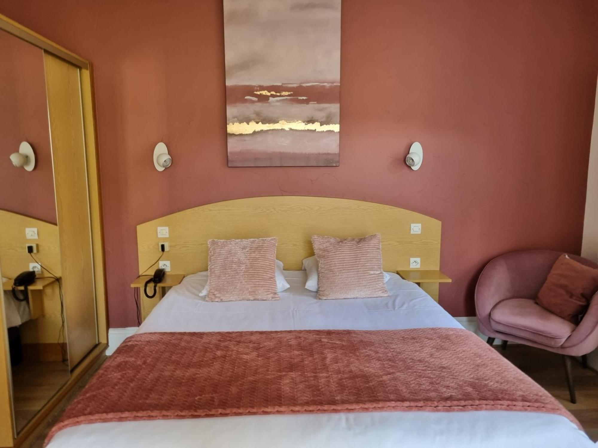 לה בונהום Logis Hotel Restaurant De La Poste Et Spa De Montagne חדר תמונה