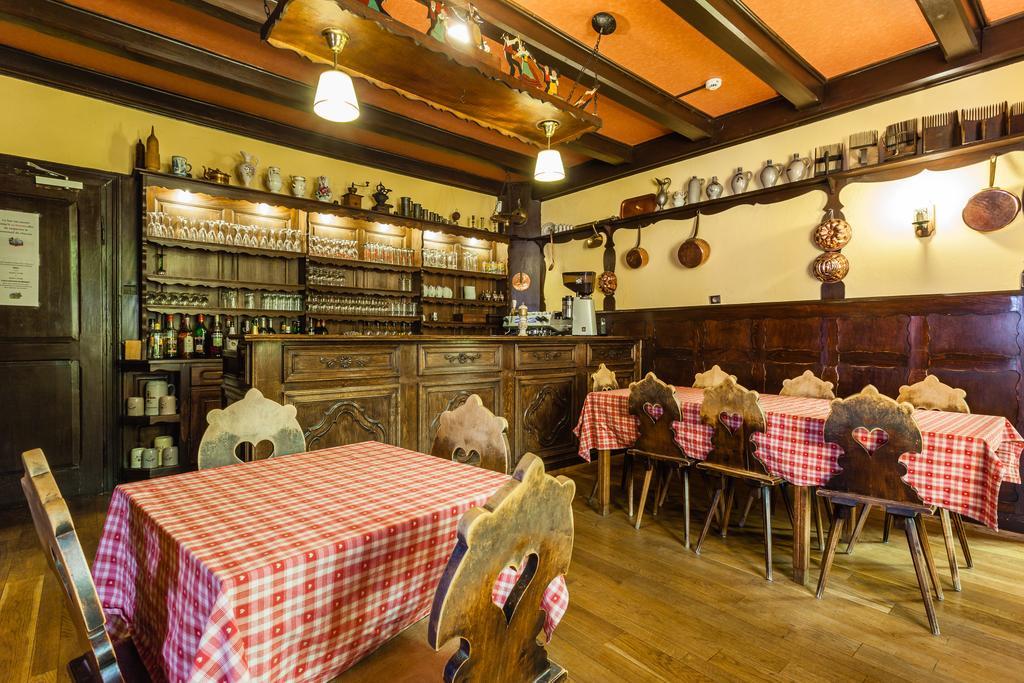 לה בונהום Logis Hotel Restaurant De La Poste Et Spa De Montagne מראה חיצוני תמונה